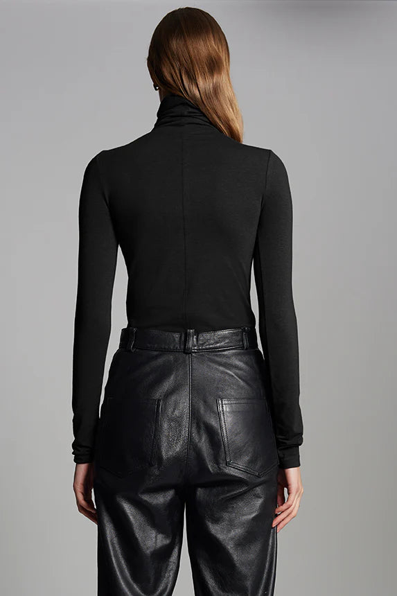 Ana T-Neck Knit - Black