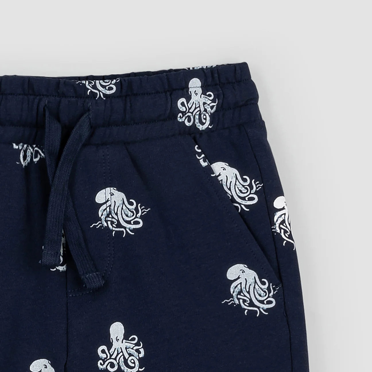 Kraken Print on Navy Short-Sleeve Sweatshirt and Short Set