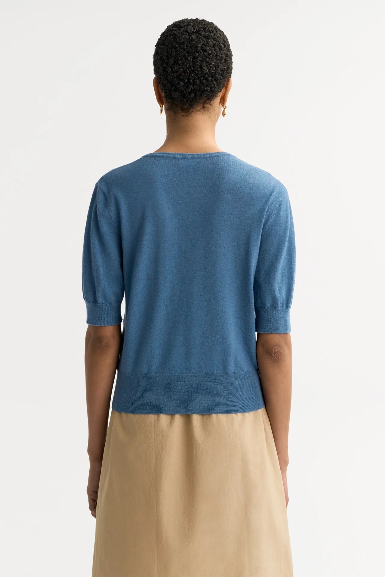 Featherlight V-neck - Azure