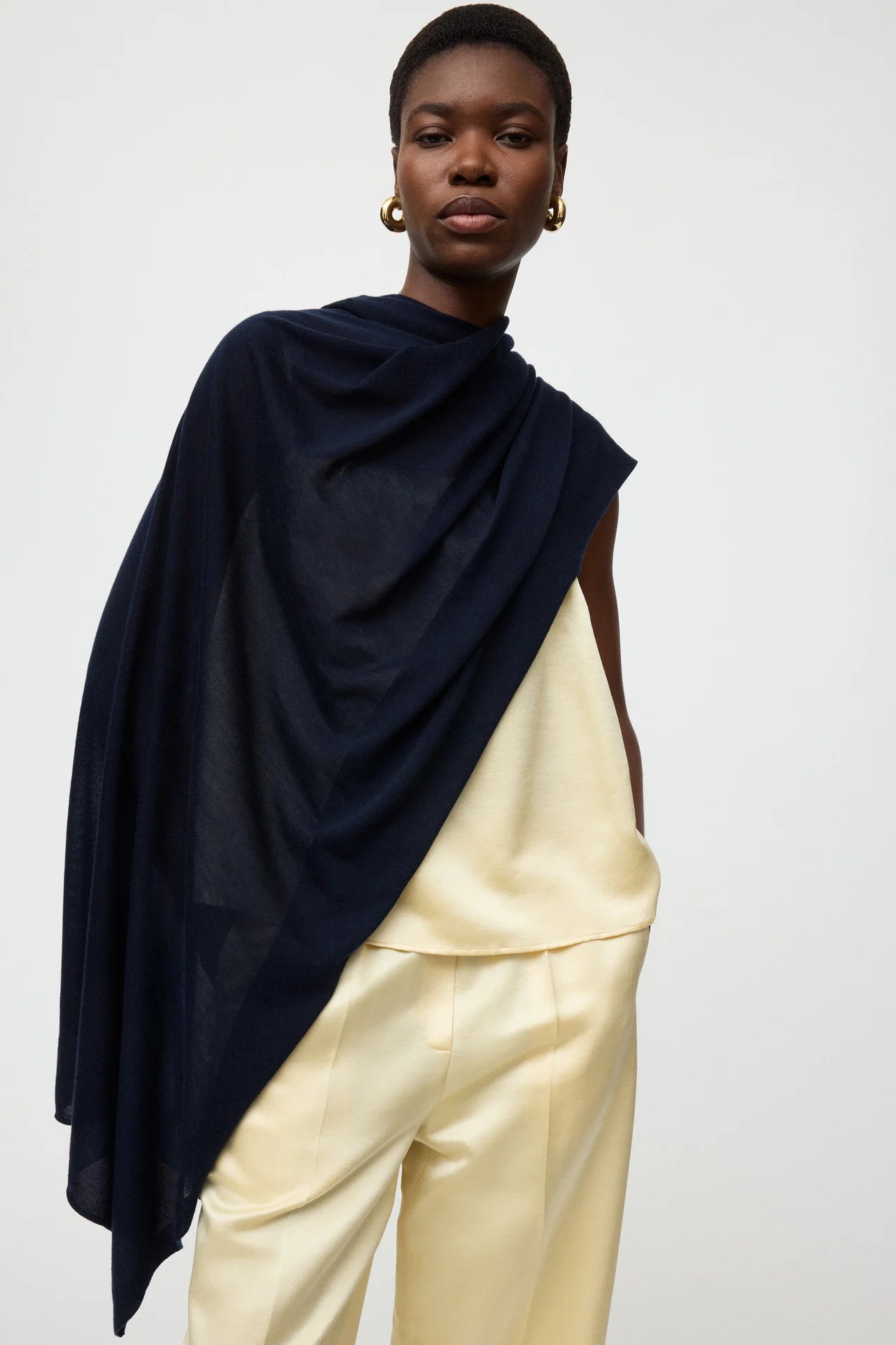 Featherlight Sarong - Navy