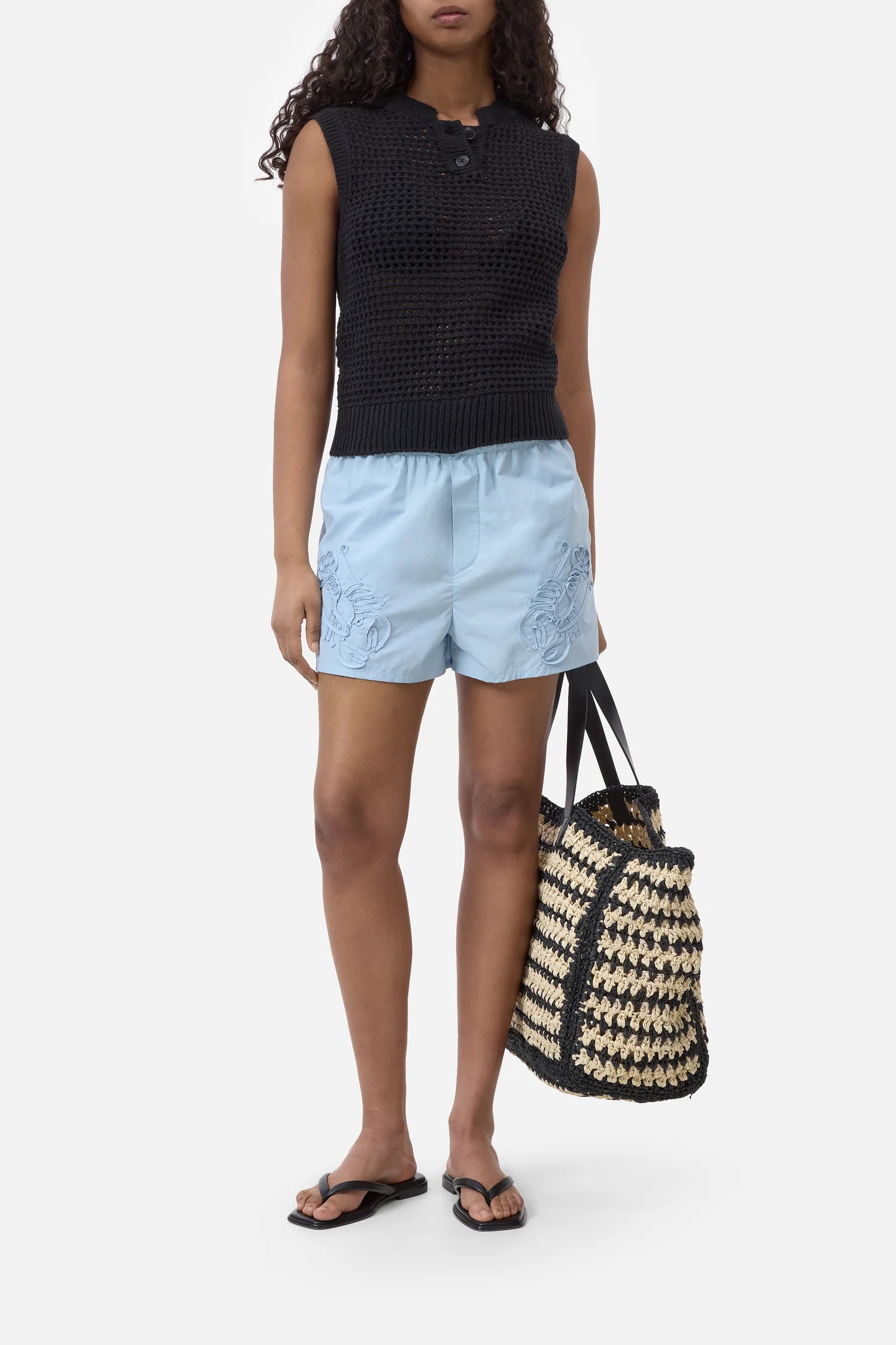 Crew Neck Vest - Black