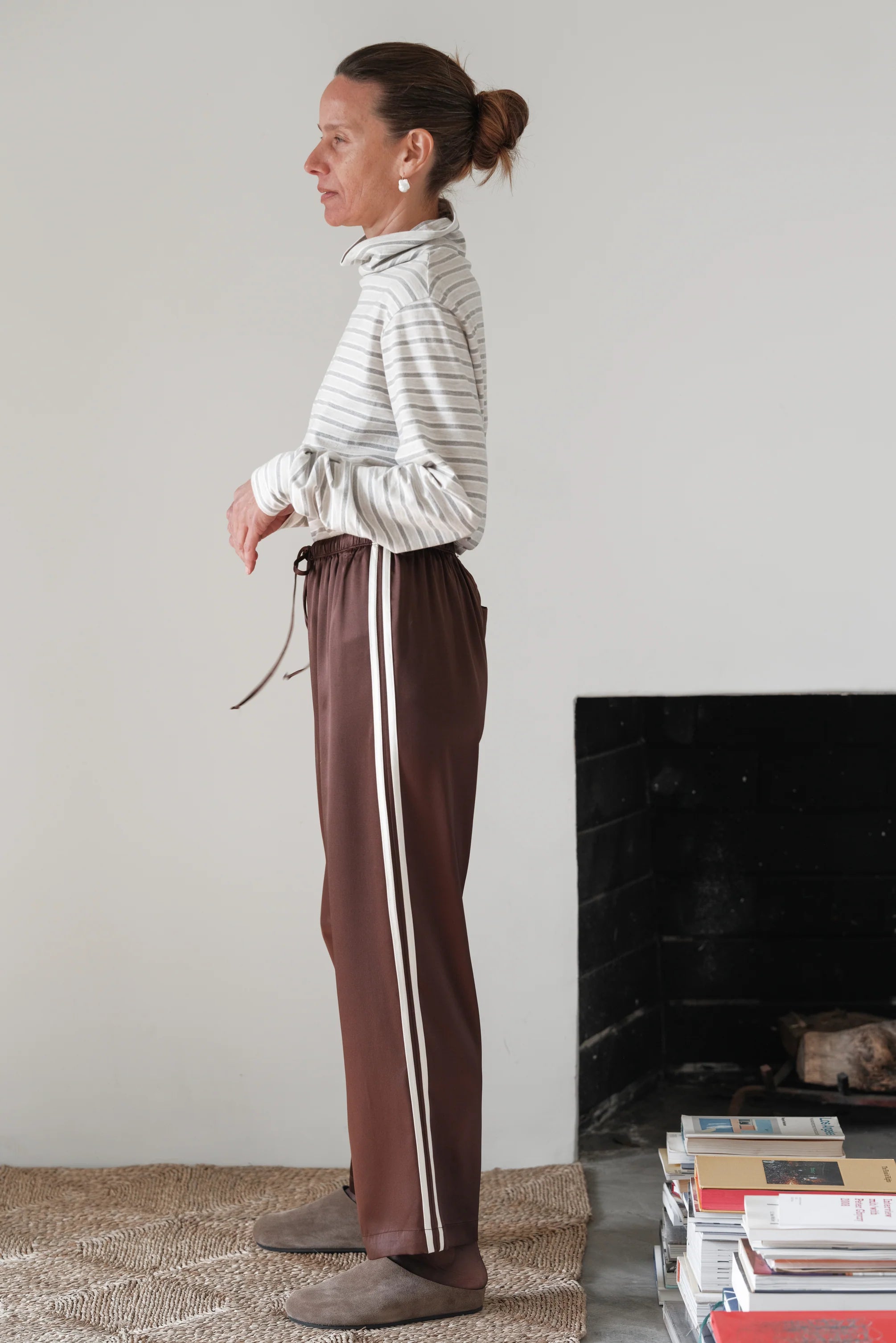 The Silk Stripe Crop Pant - Espresso
