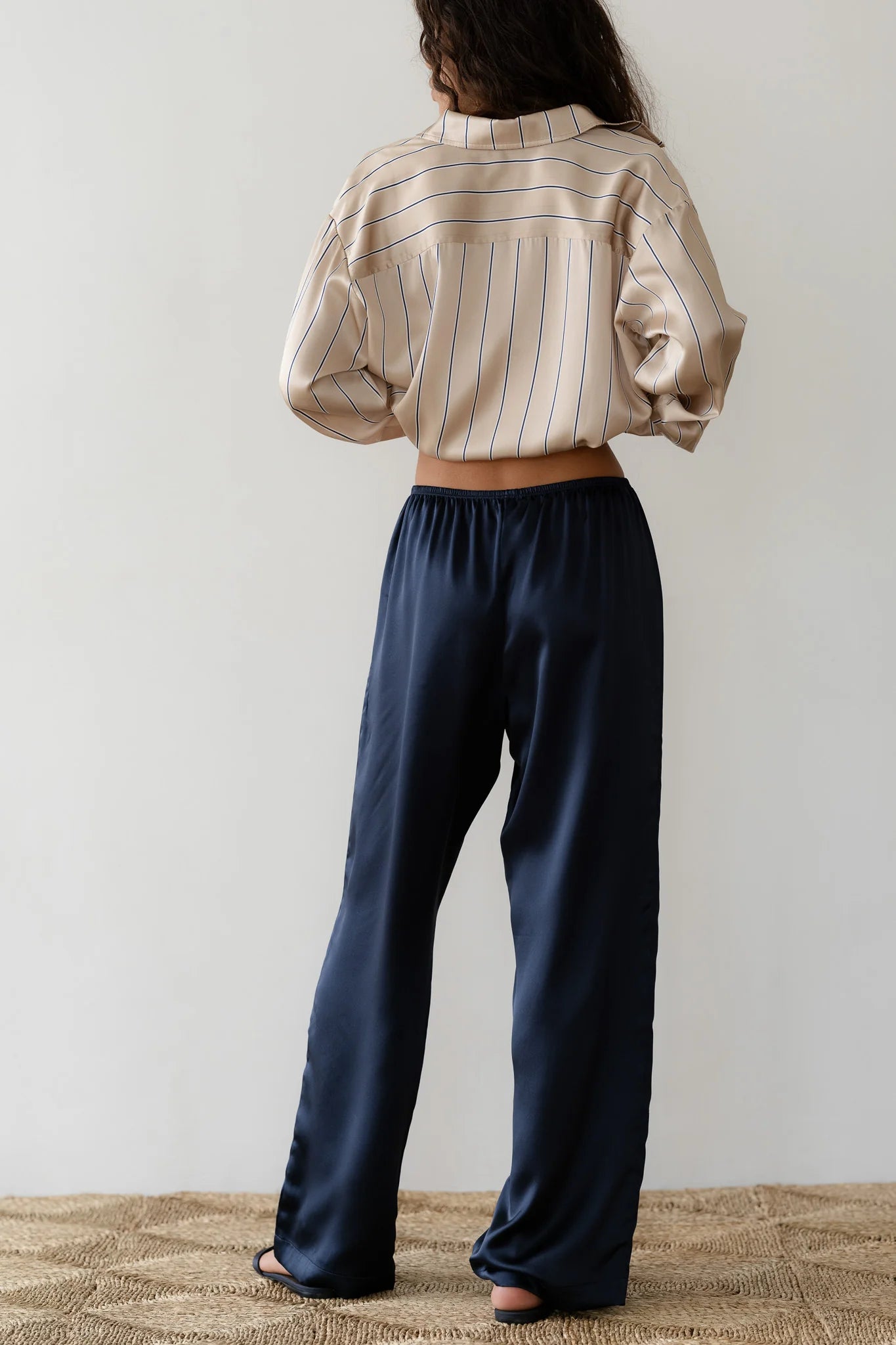 The Silk Simple Pant - Navy