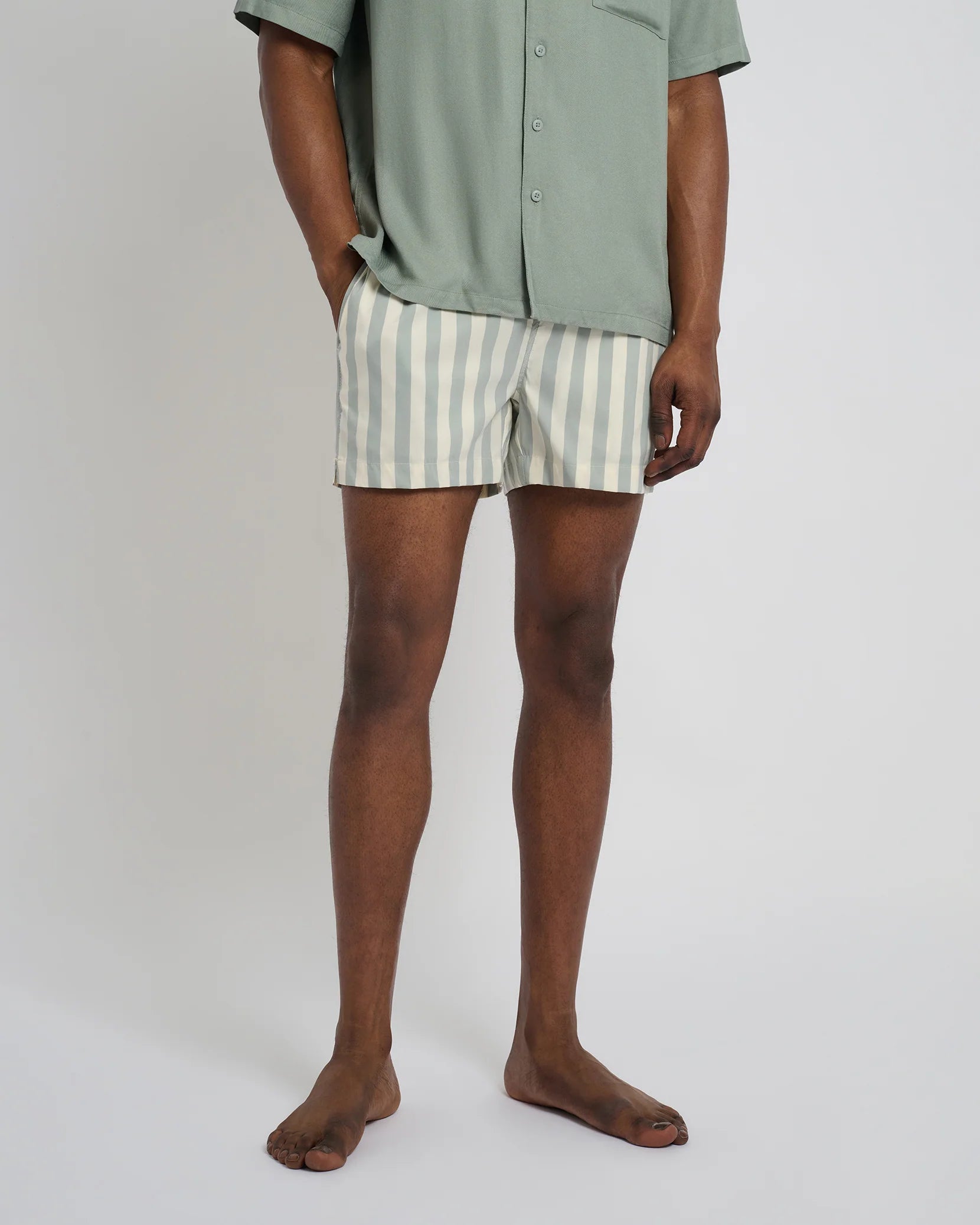 Charles 4" Swim Trunk - Yarn Dye Macro Stripe in Sage/Cream