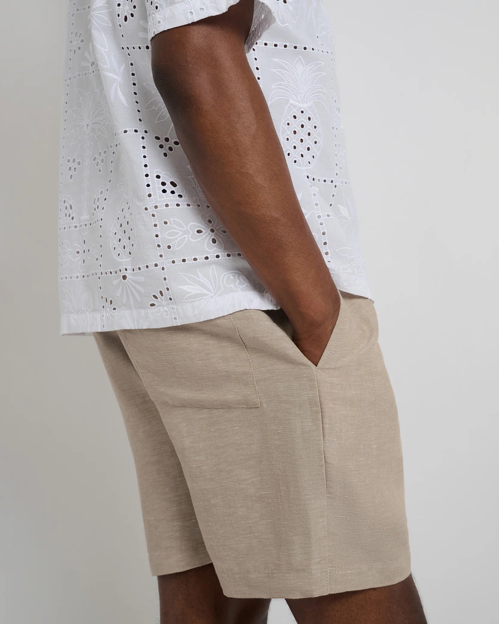 Air Linen Pull-On Shorts - Tan