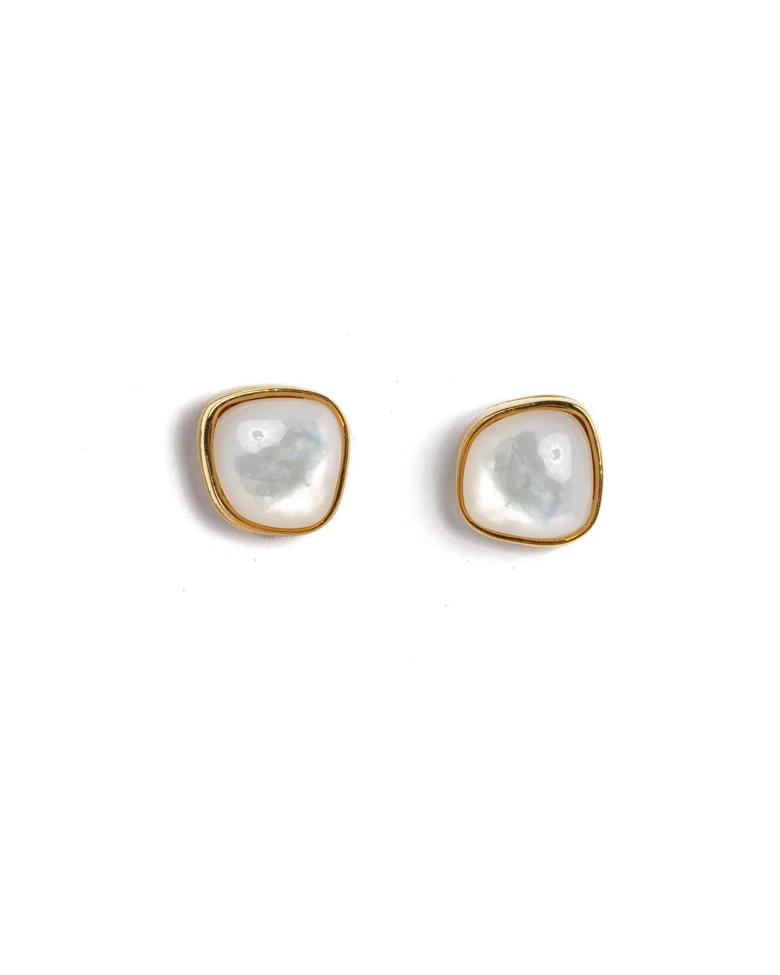 Bay Studs - Mother of Pearl