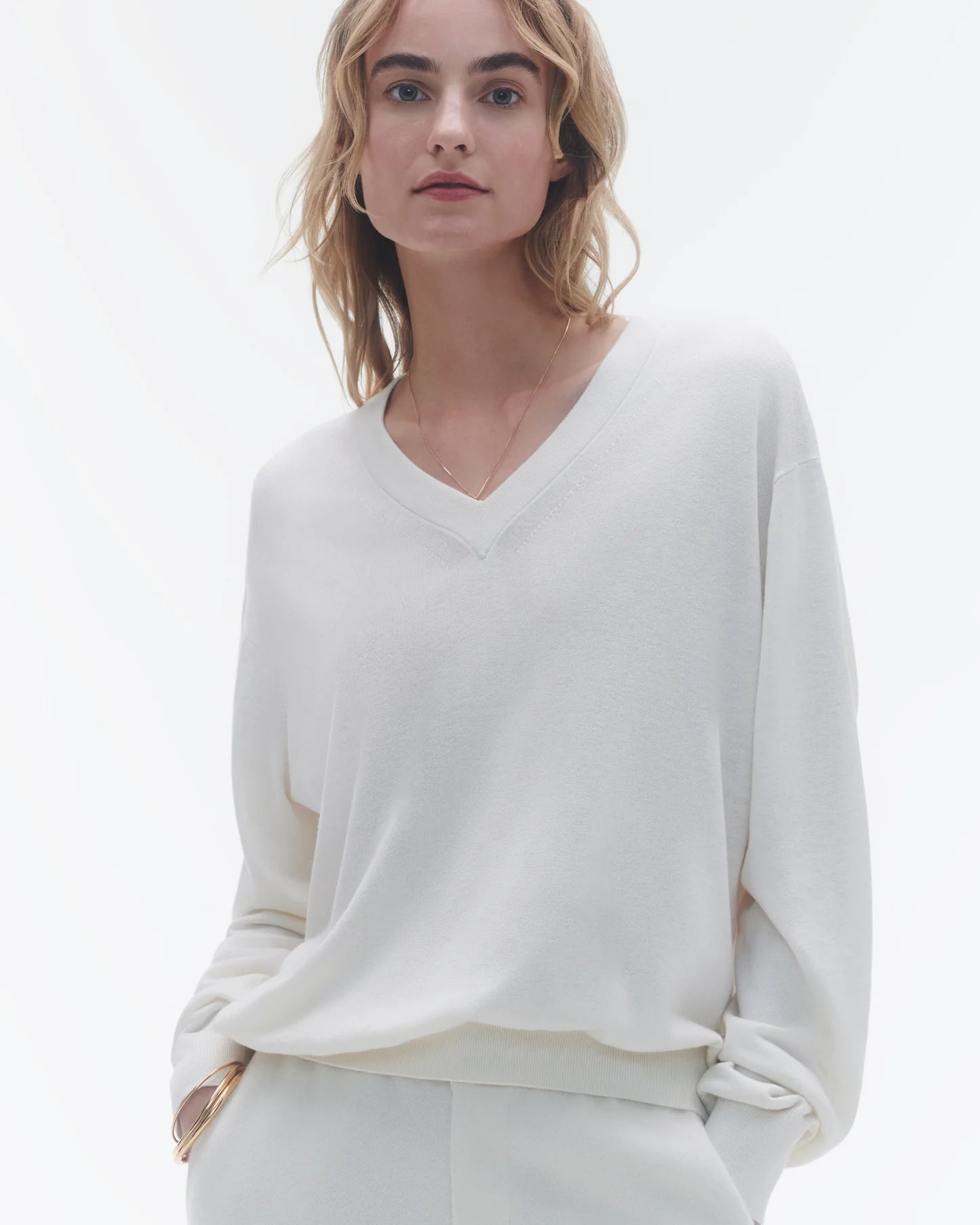 The V in Silk/Linen - Cream
