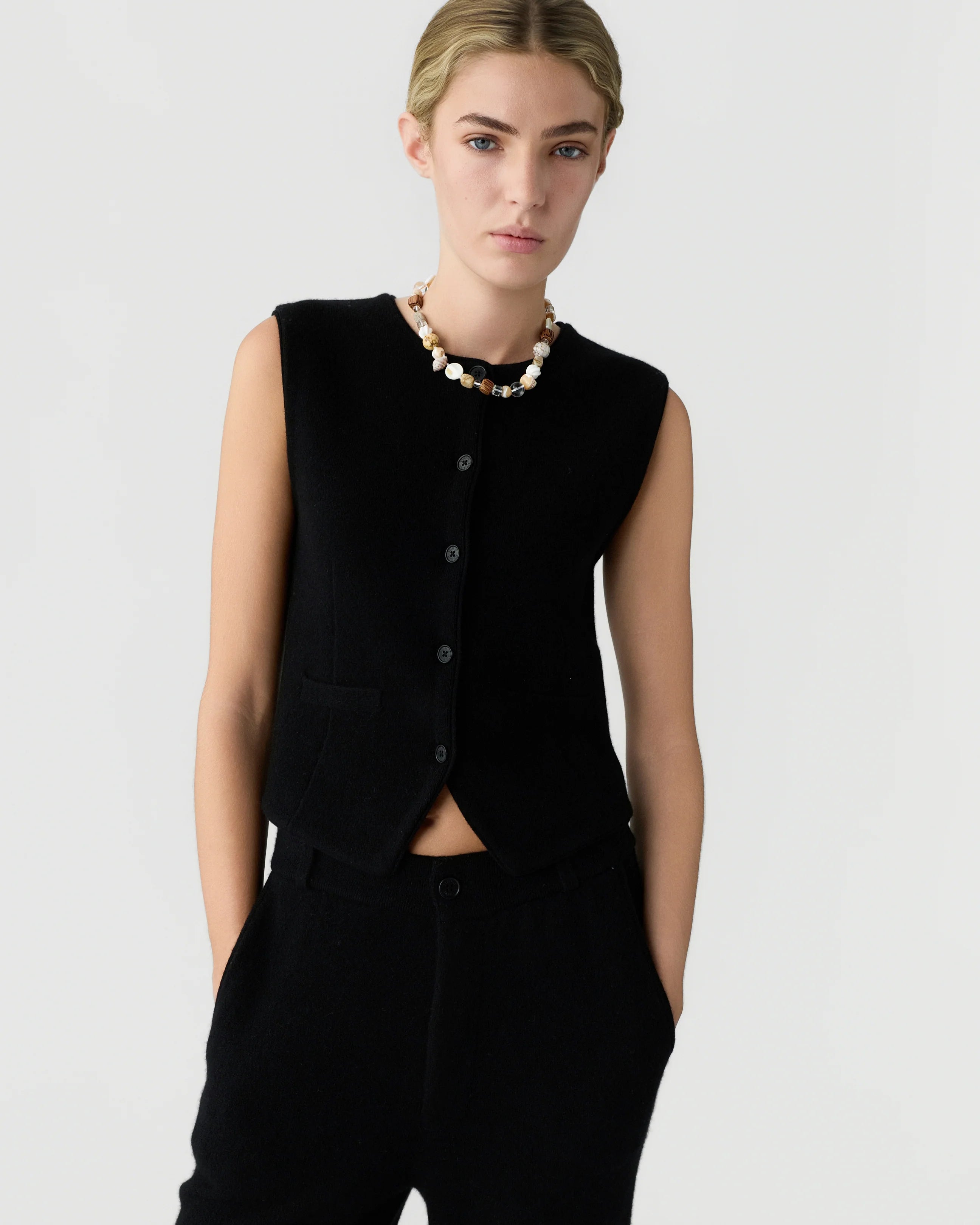Tailored Crew Vest - Black