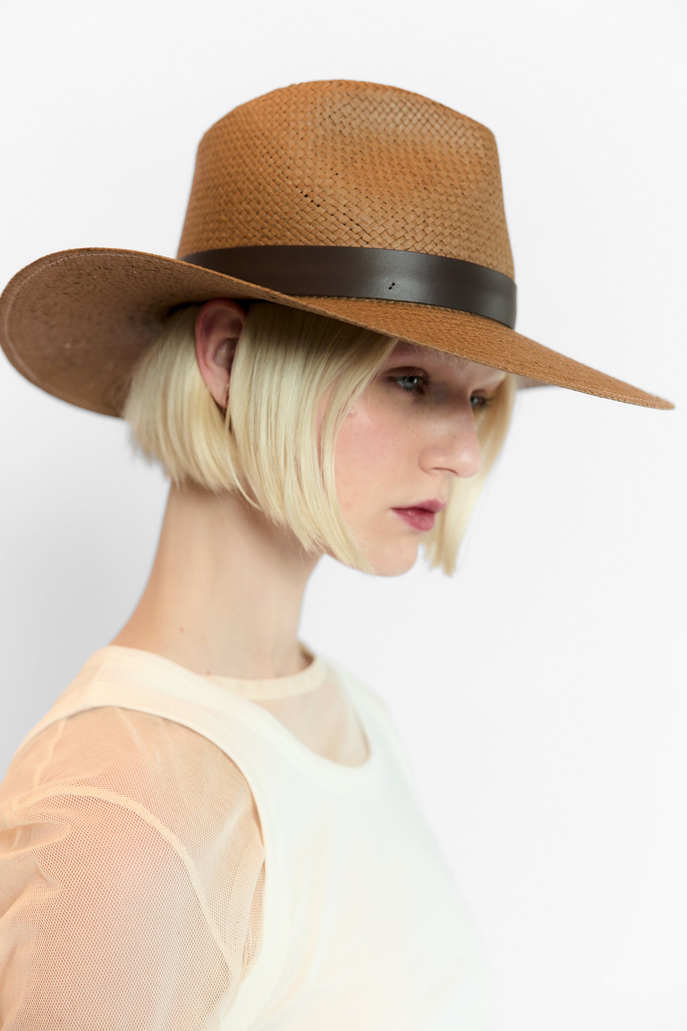 Zoe - Brown