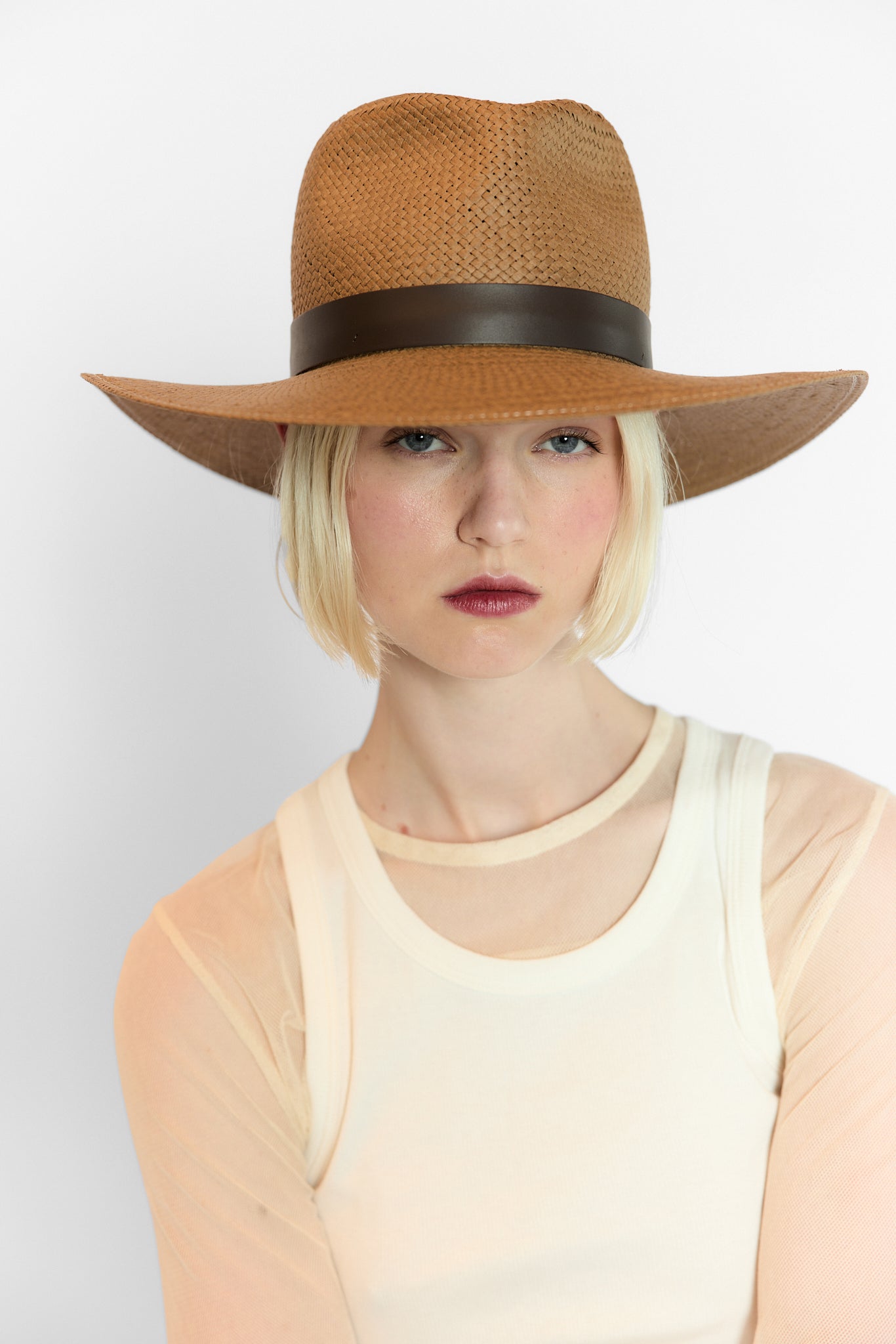 Zoe - Brown