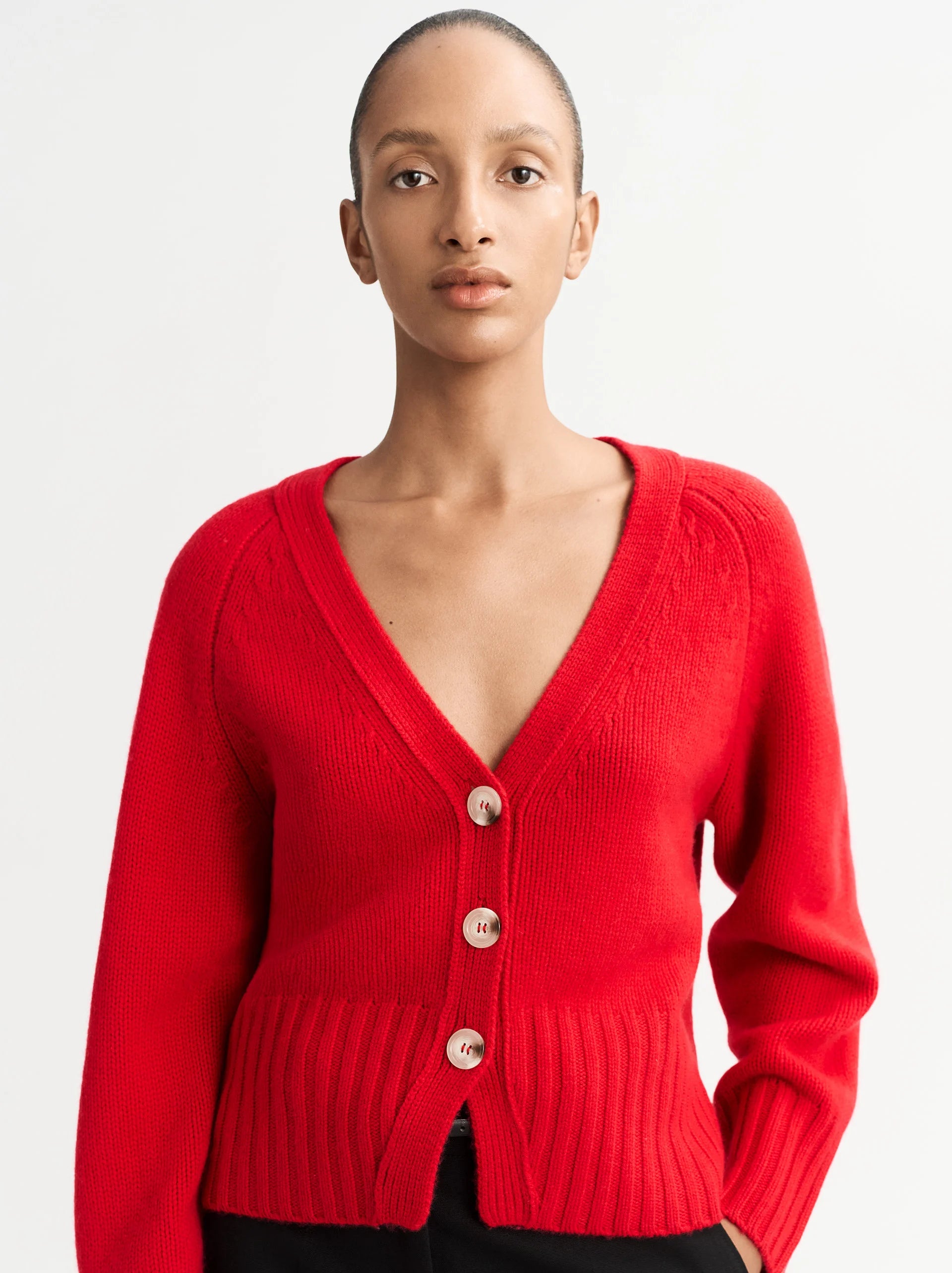 V-neck Cardigan - Rouge