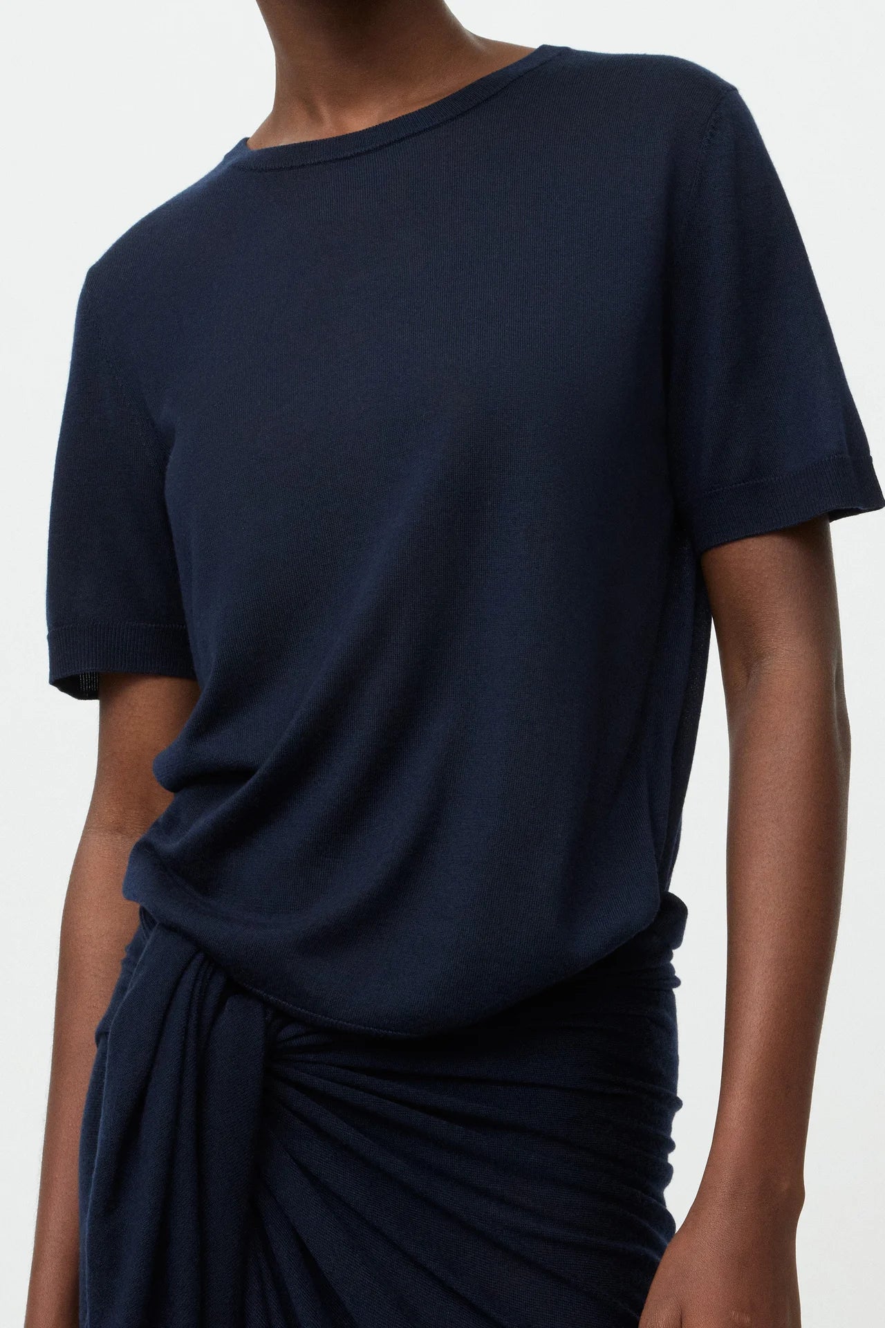 Featherlight Tee - Navy