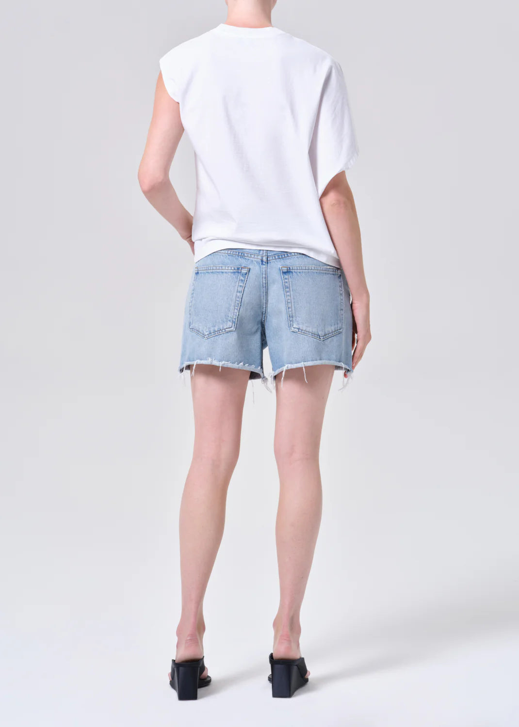 Nye Short - Post