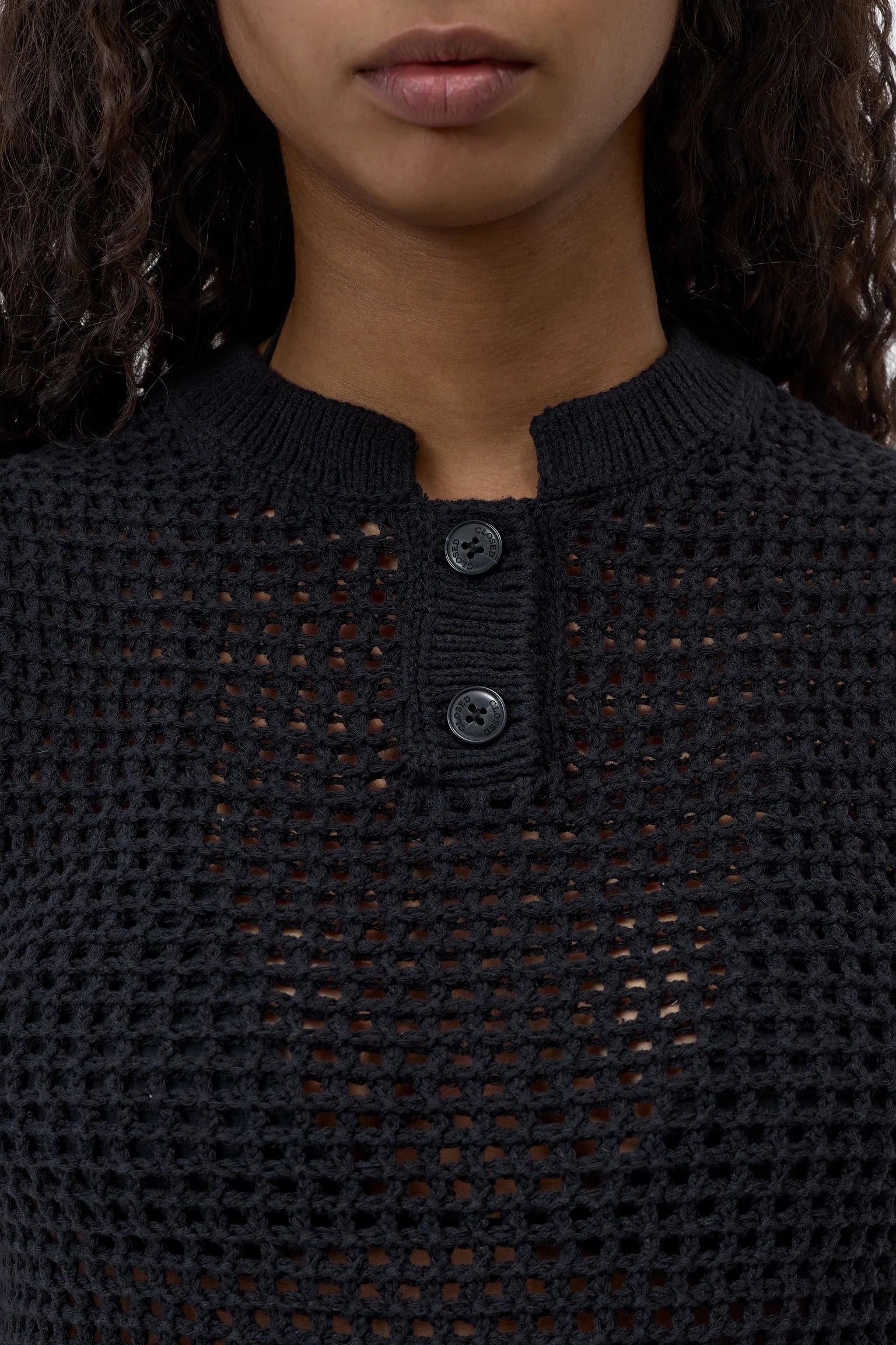 Crew Neck Vest - Black