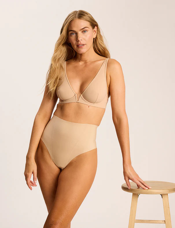 Zone Smoothing Thong - Beige