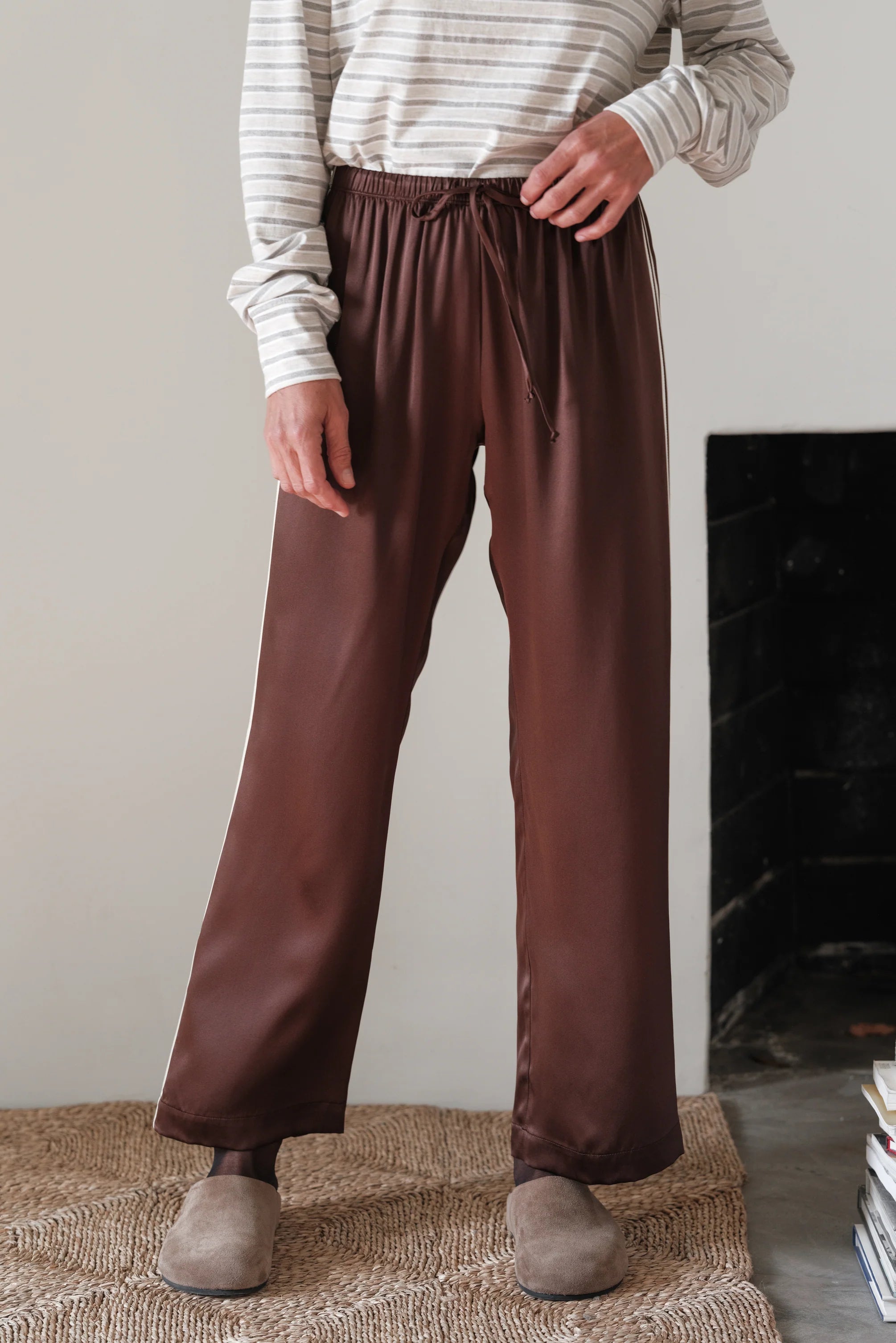 The Silk Stripe Crop Pant - Espresso