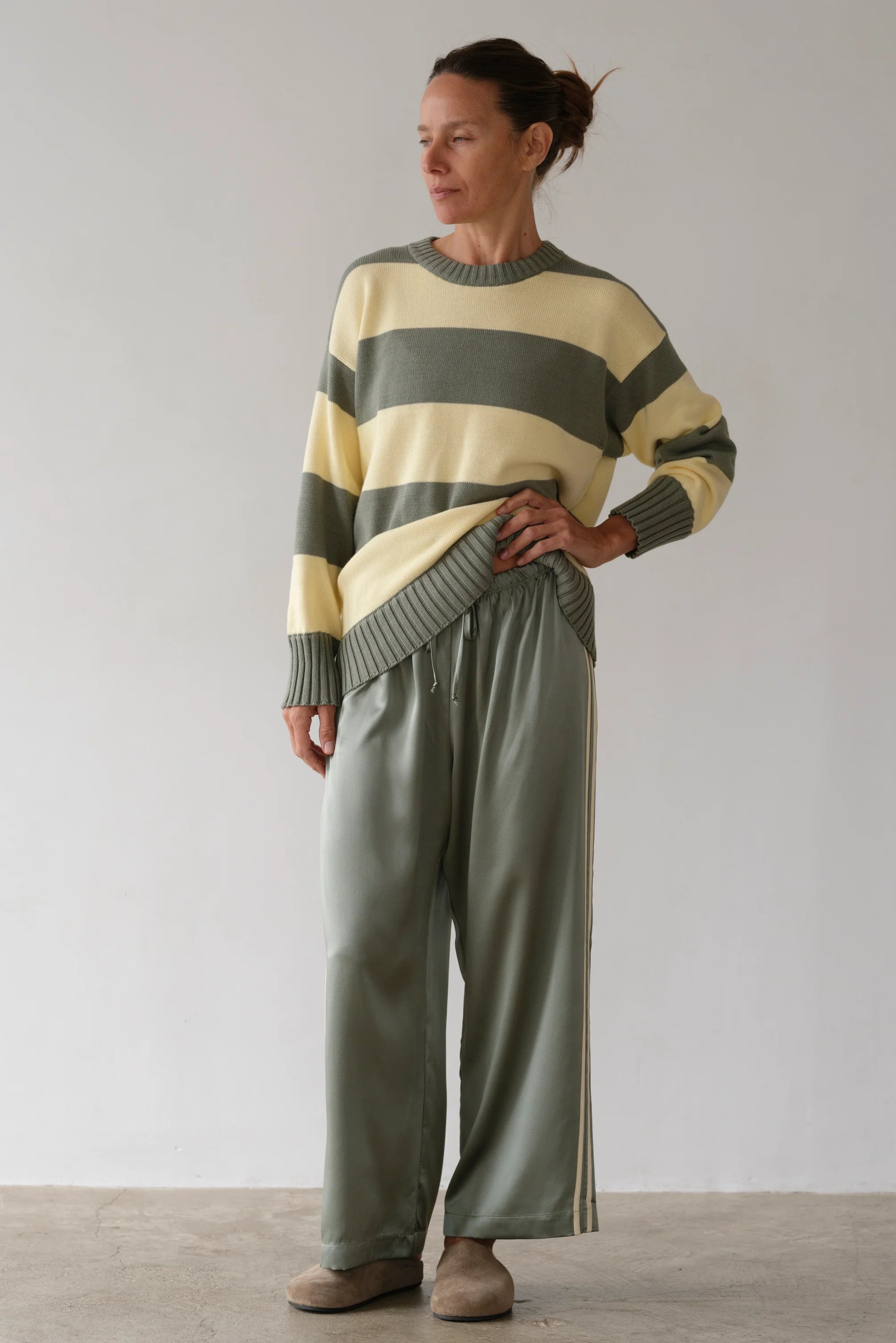 The Silk Stripe Crop Pant - Dill