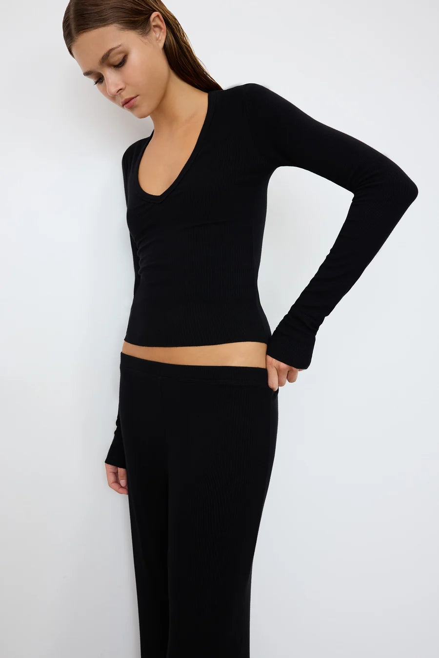 Long Sleeve V-Neck Top - Black