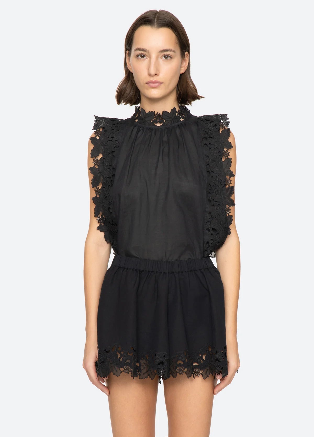 Eleannora Shorts - Black