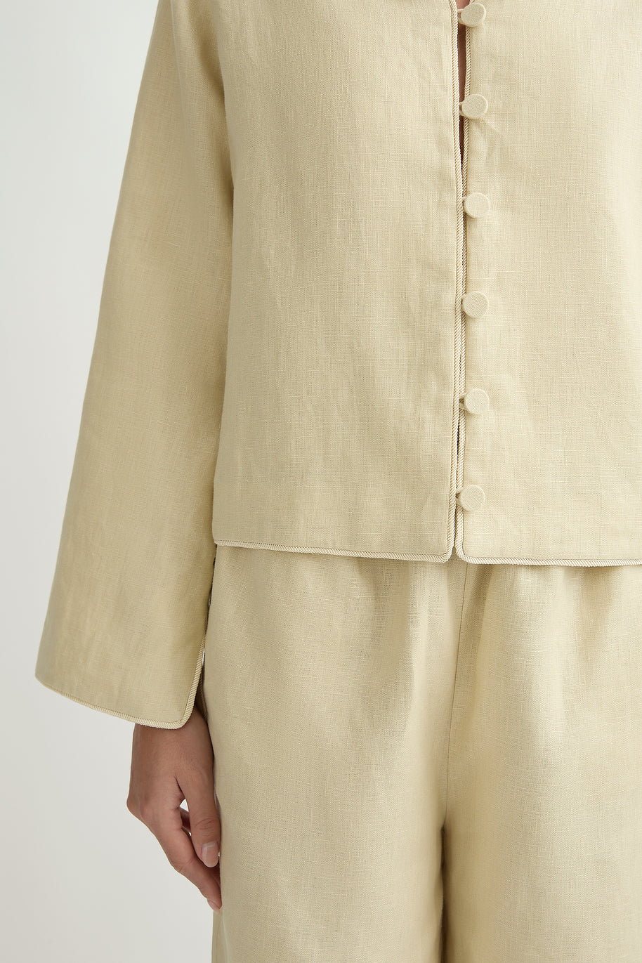 Lucia Blouse - Biscotti
