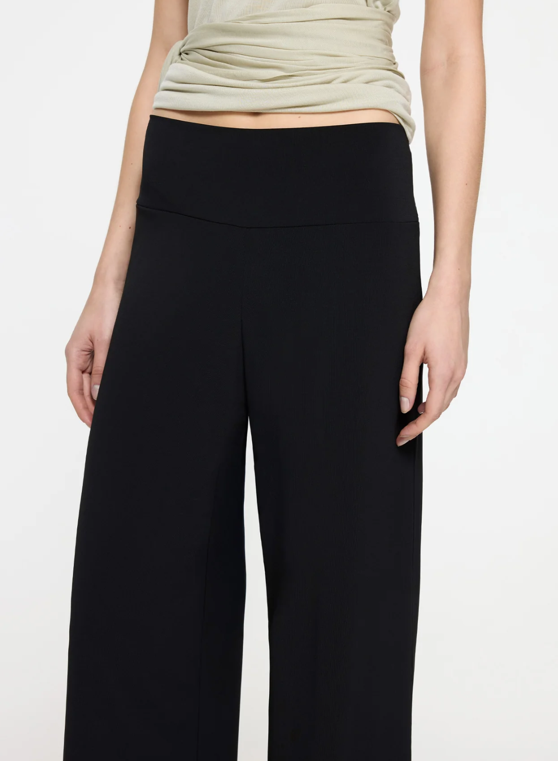 Quincy Trackpant - Black