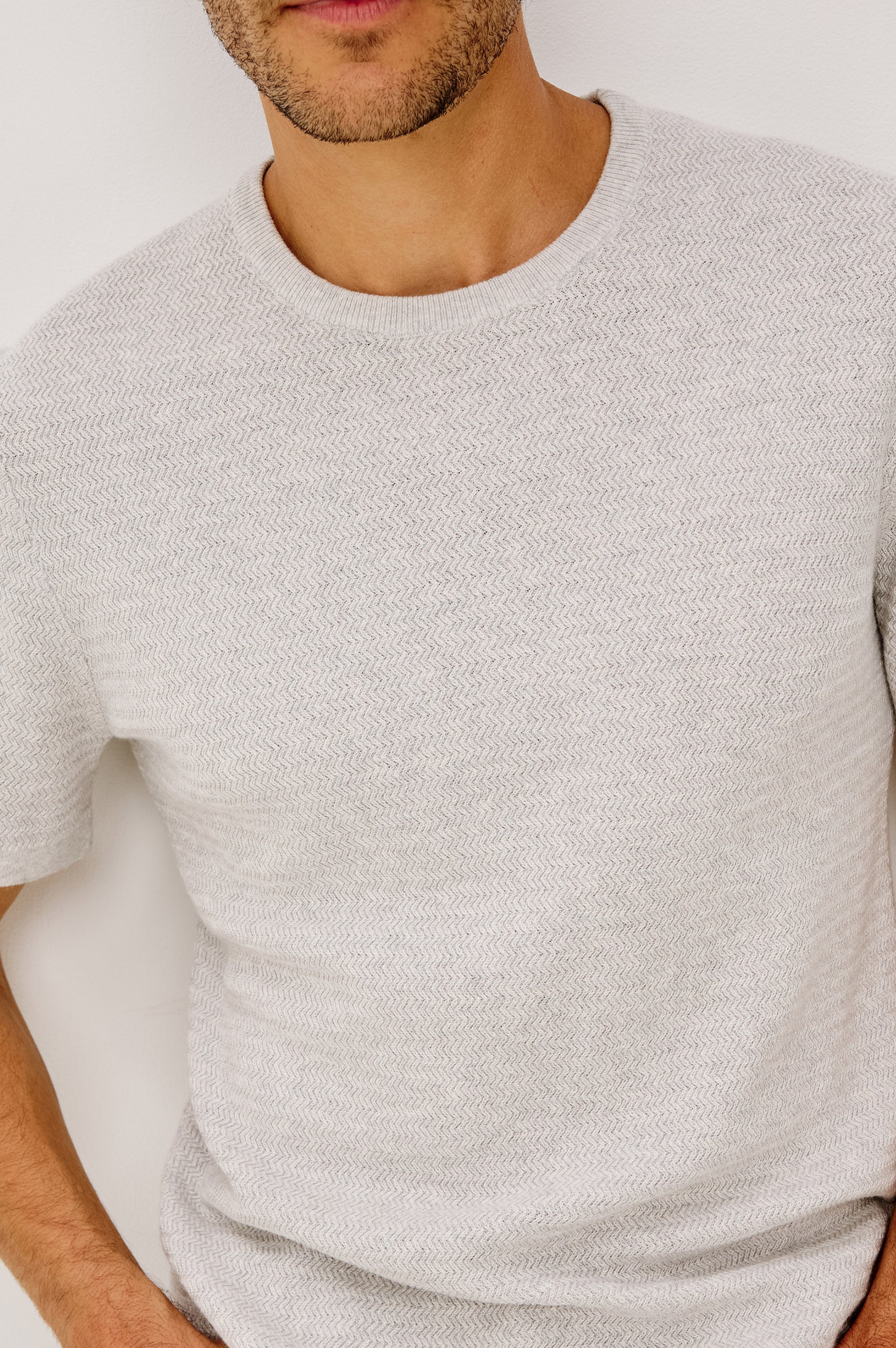 Theo Short Sleeve Sweater - Heather Grey