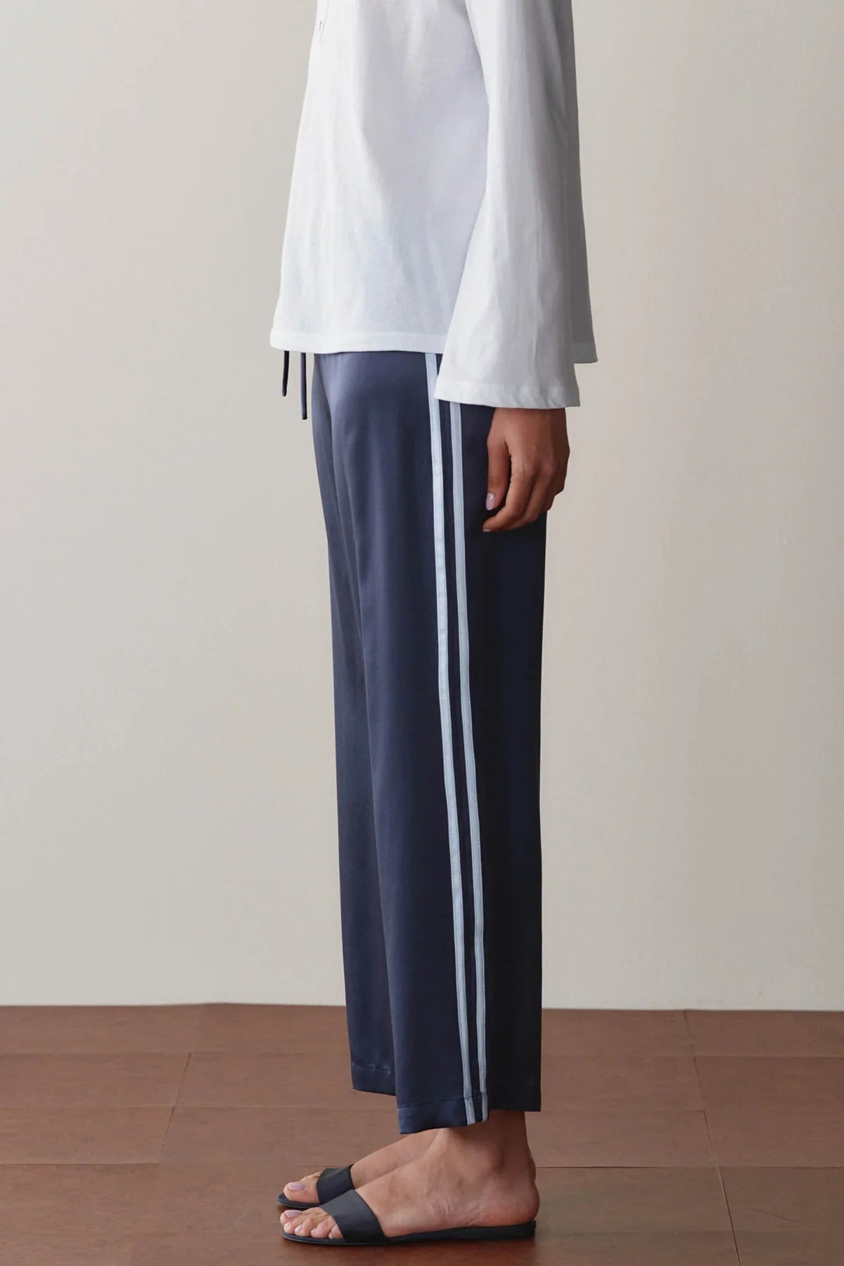 The Silk Stripe Crop Pant - Navy/Cloud