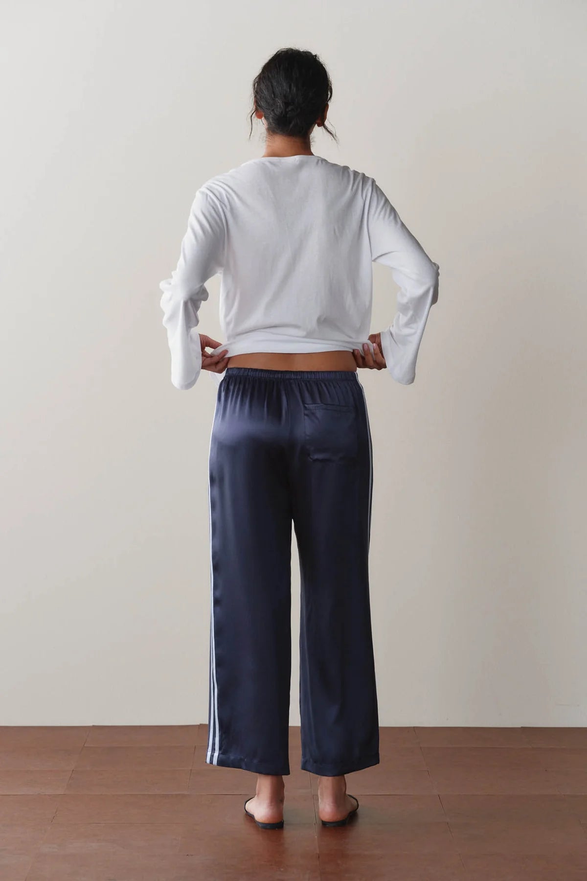 The Silk Stripe Crop Pant - Navy/Cloud