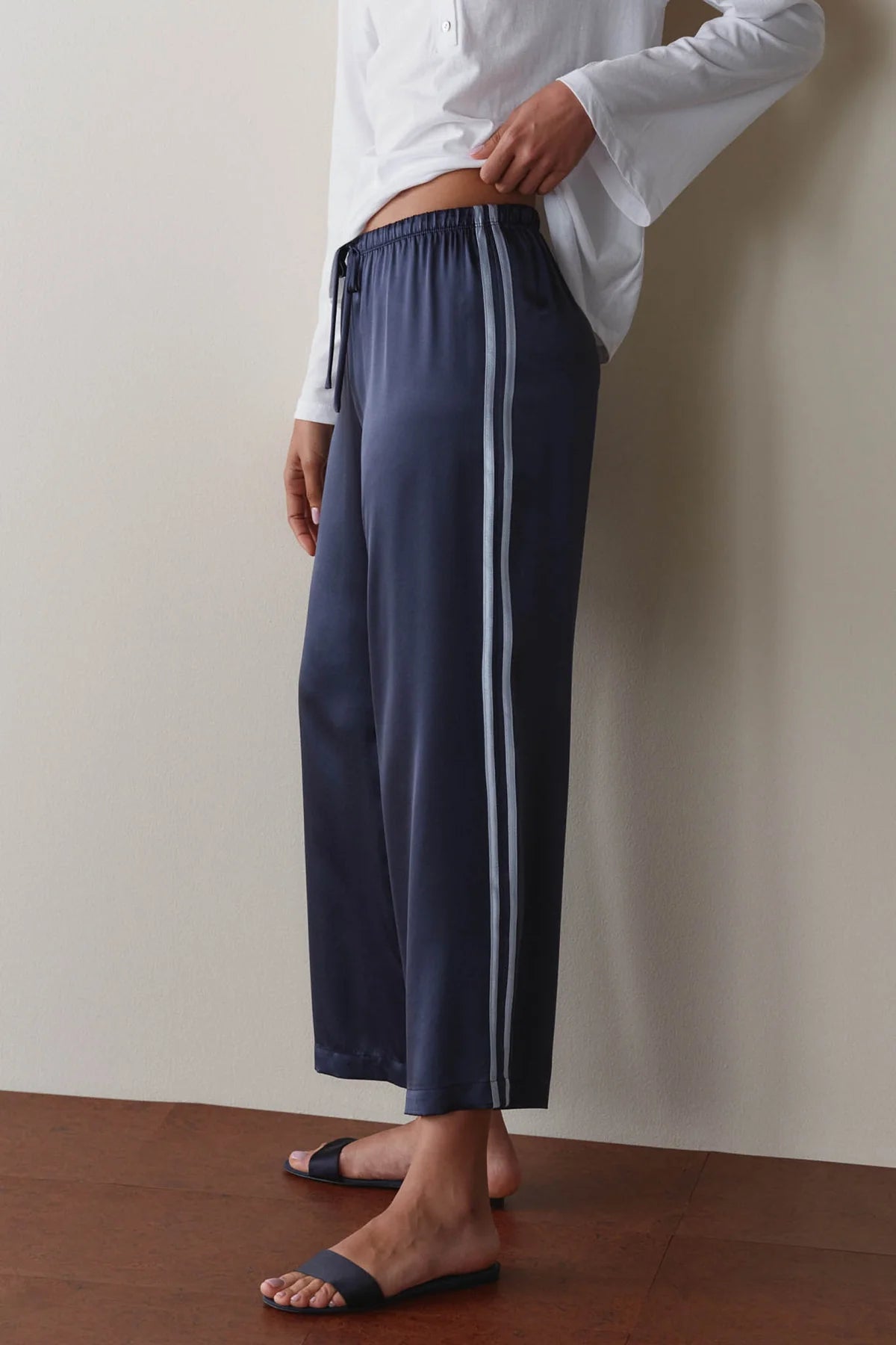 The Silk Stripe Crop Pant - Navy/Cloud