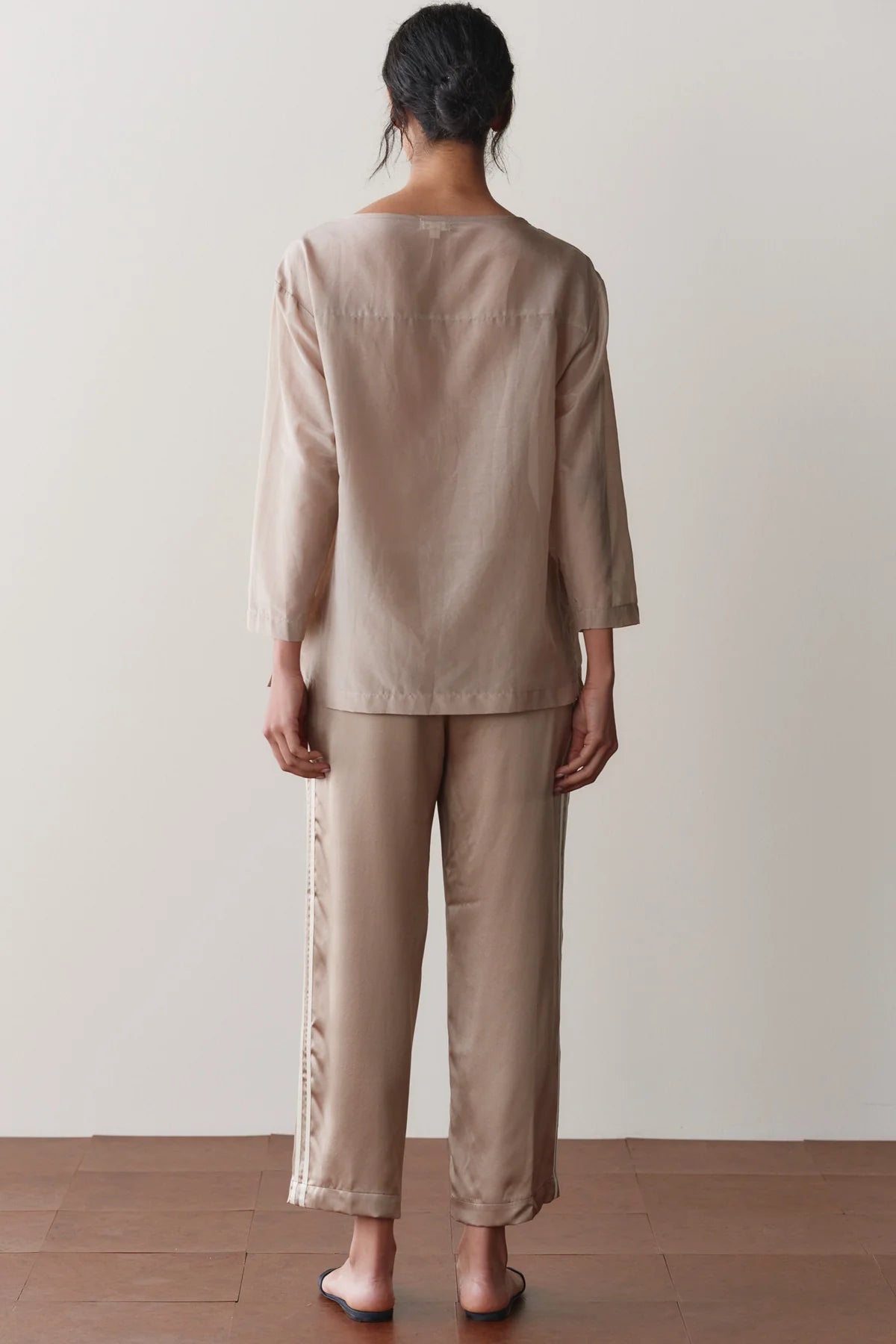 The Silk Stripe Crop Pant - Shitake/Creme