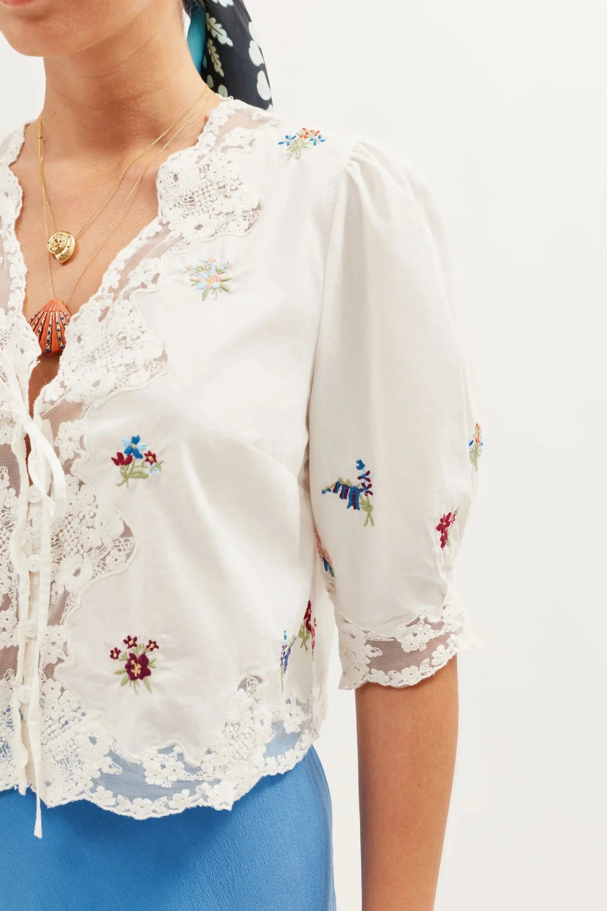 Ursula Top - Bud Embroidery Ivory