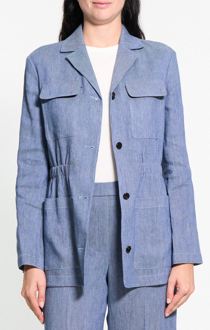 Cinched Jacket in Fluid Linen - Light Denim